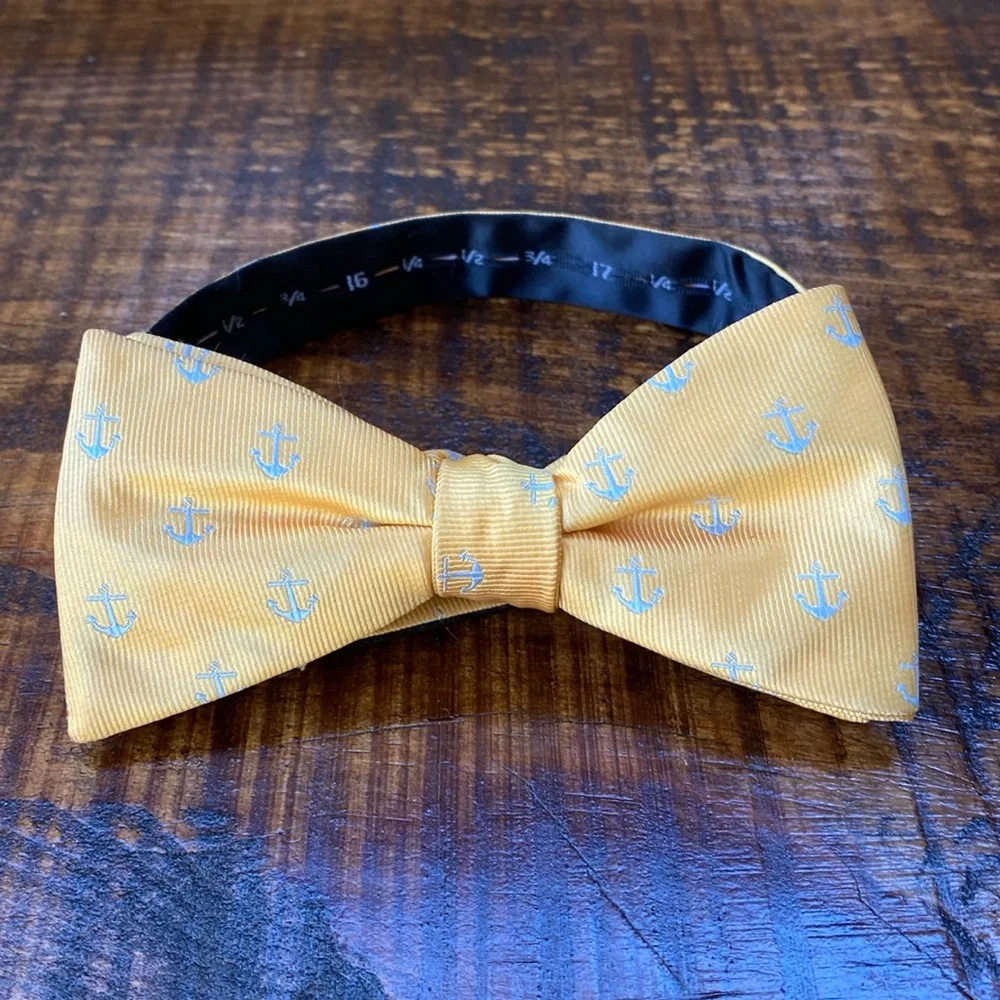 Stafford Nautical Anchor Pre-tied Yellow Bow Tie Neck Tie